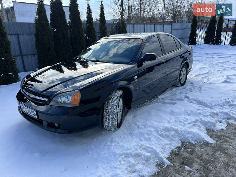 Седан Chevrolet Evanda 2006 в Калуші