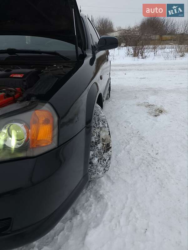 Седан Chevrolet Evanda 2006 в Боярке