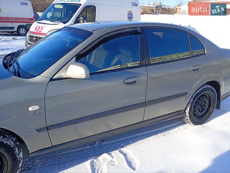 Седан Chevrolet Evanda 2005 в Харкові