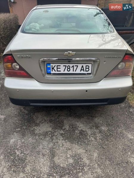 Седан Chevrolet Evanda 2005 в Днепре