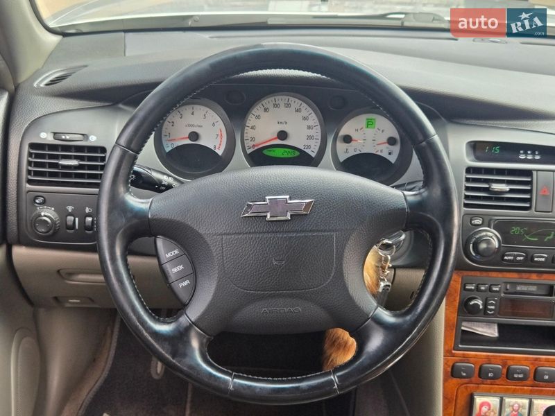 Седан Chevrolet Evanda 2006 в Киеве