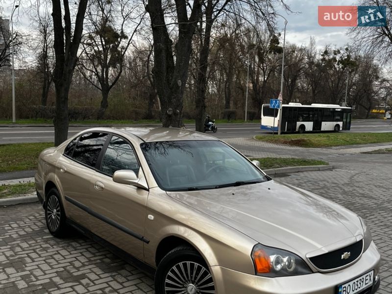 Седан Chevrolet Evanda 2004 в Львове