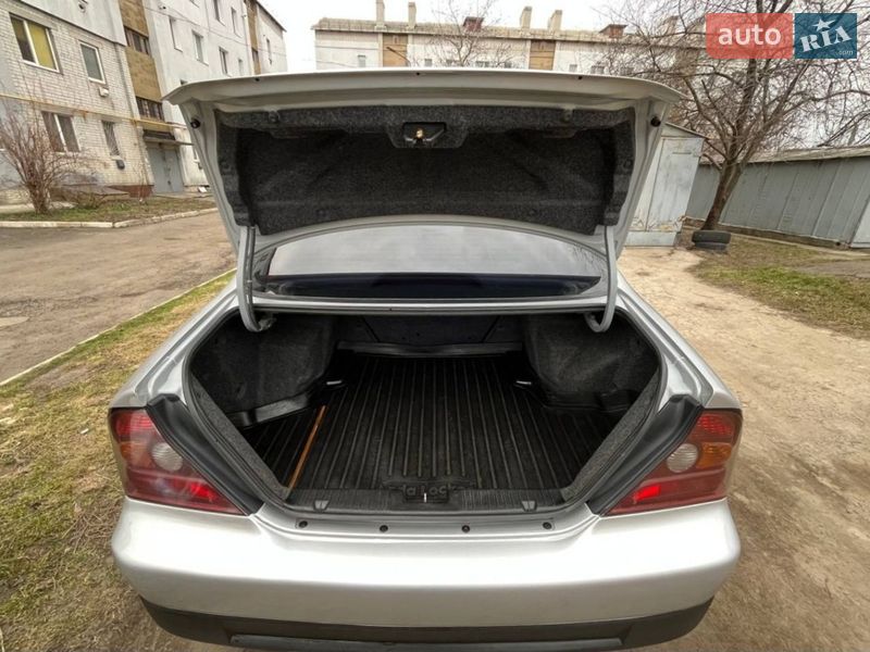 Седан Chevrolet Evanda 2005 в Черкассах