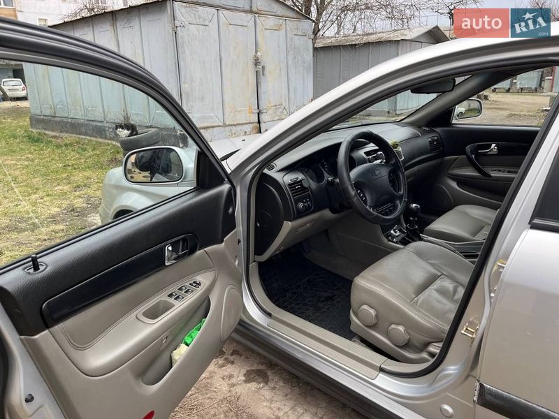 Седан Chevrolet Evanda 2005 в Черкассах