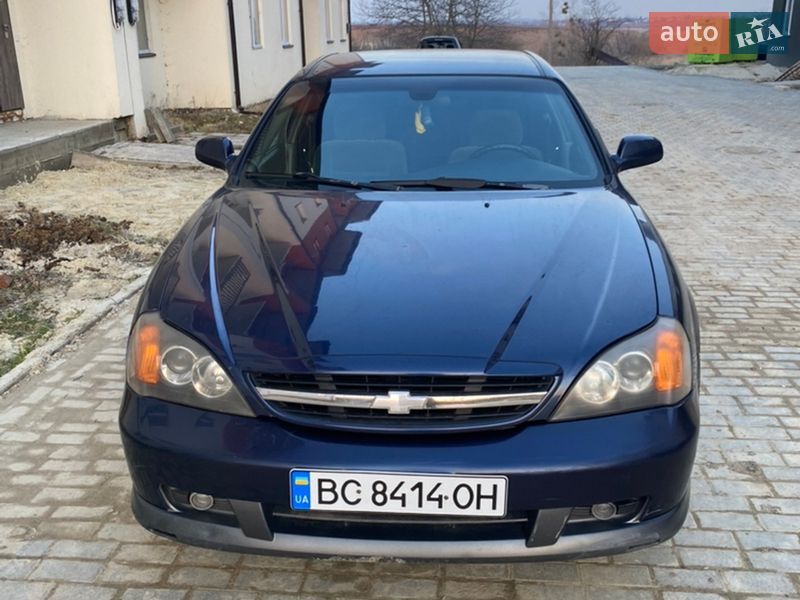 Chevrolet Evanda 2004
