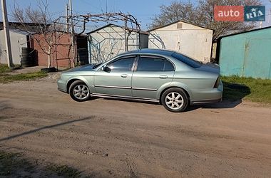 Седан Chevrolet Evanda 2005 в Южном