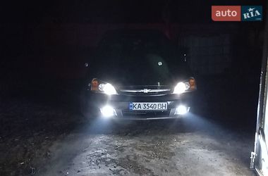 Седан Chevrolet Evanda 2006 в Миронівці