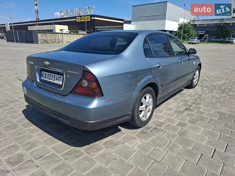 Седан Chevrolet Evanda 2005 в Черкассах
