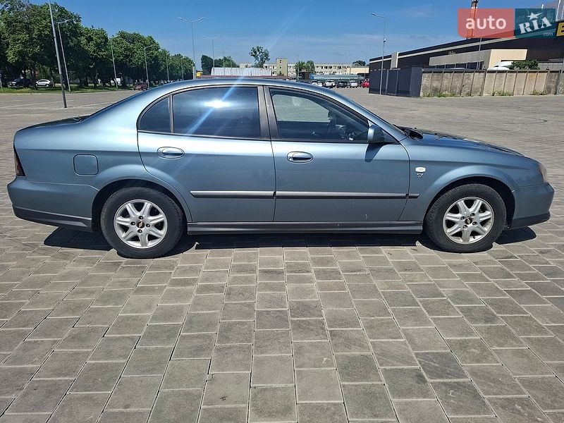 Седан Chevrolet Evanda 2005 в Черкассах