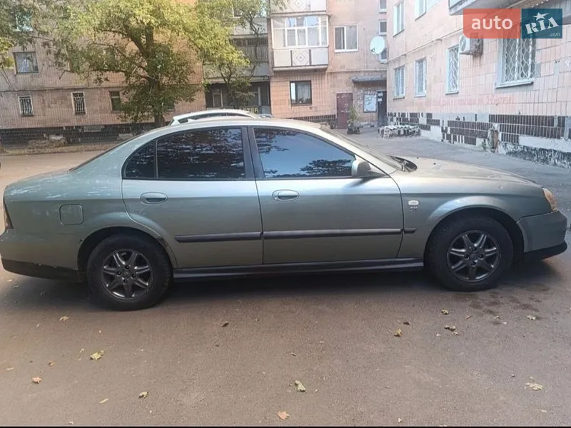 Chevrolet Evanda 2005
