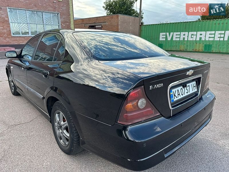 Седан Chevrolet Evanda 2005 в Прилуках