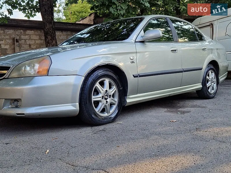 Chevrolet Evanda 2005
