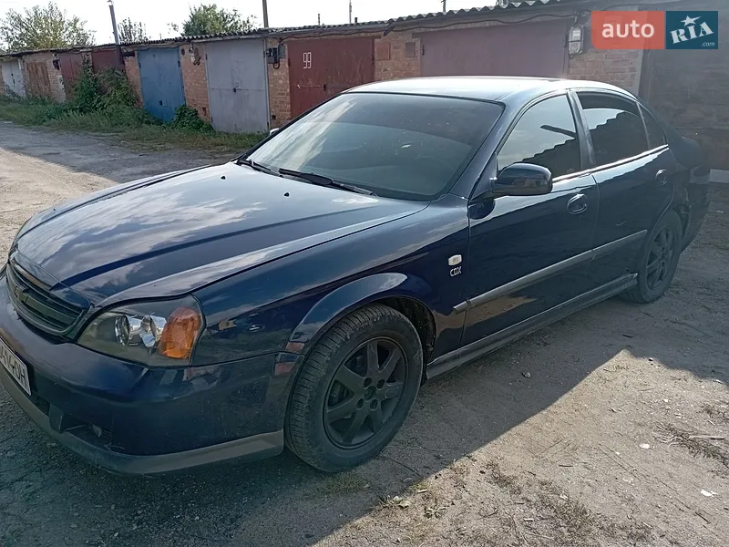 Chevrolet Evanda 2004