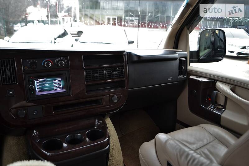 Мінівен Chevrolet Express 2009 в Харкові