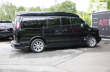 Минивэн Chevrolet Express 2010 в Киеве