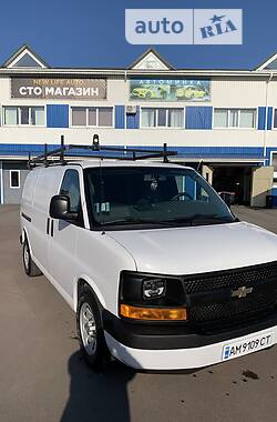 Грузовой фургон Chevrolet Express 2014 в Житомире