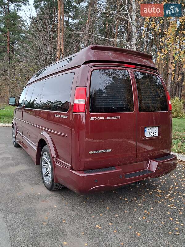 Минивэн Chevrolet Express 2018 в Киеве фото 5 Минивэн Chevrolet Express 2018 в Киеве
