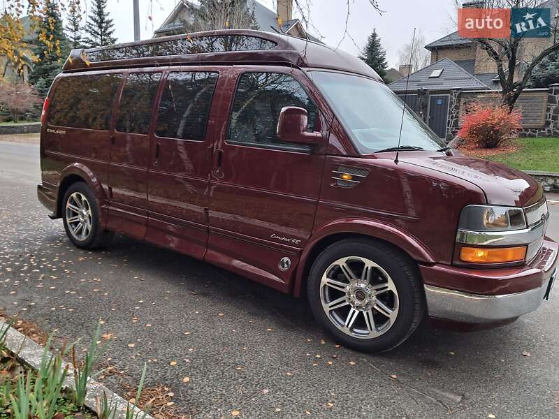 Минивэн Chevrolet Express 2018 в Киеве фото 8 Минивэн Chevrolet Express 2018 в Киеве