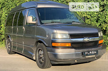 Минивэн Chevrolet Express 2006 в Киеве