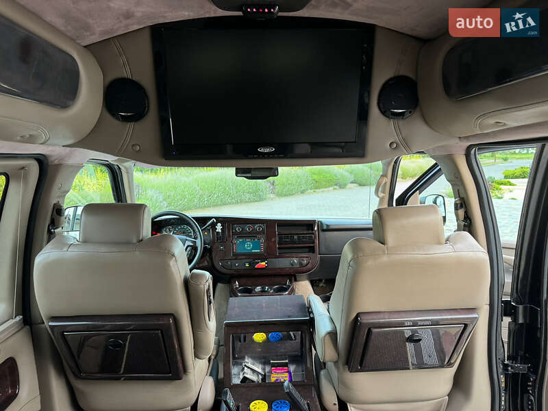 Минивэн Chevrolet Express 2013 в Киеве