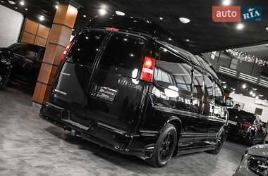 Минивэн Chevrolet Express 2014 в 