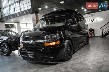 Минивэн Chevrolet Express 2014 в 