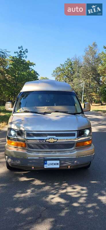 Минивэн Chevrolet Express 2011 в Киеве