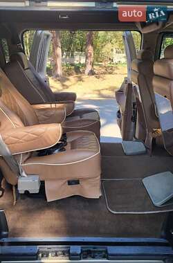 Минивэн Chevrolet Express 2011 в 
