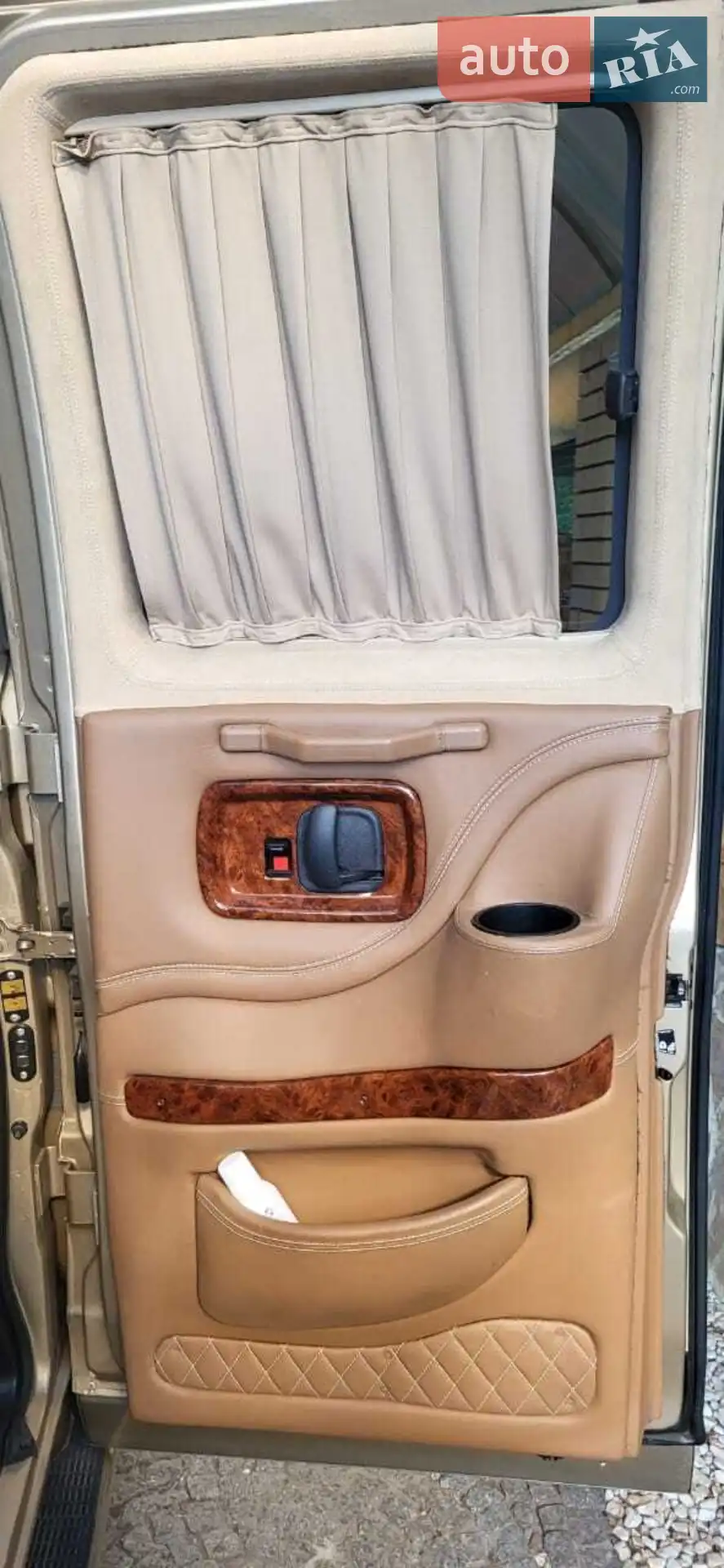 2011 Chevrolet Express - мініатюра 43