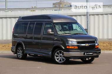 Мінівен Chevrolet Express 2018 в Києві