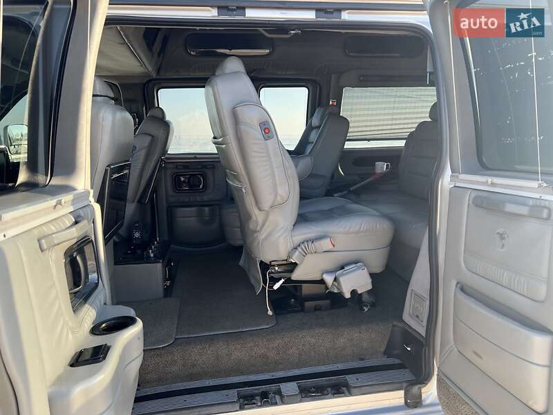 Минивэн Chevrolet Express 2008 в Черкассах