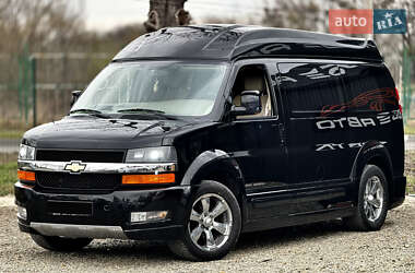 Минивэн Chevrolet Express 2010 в Стрые