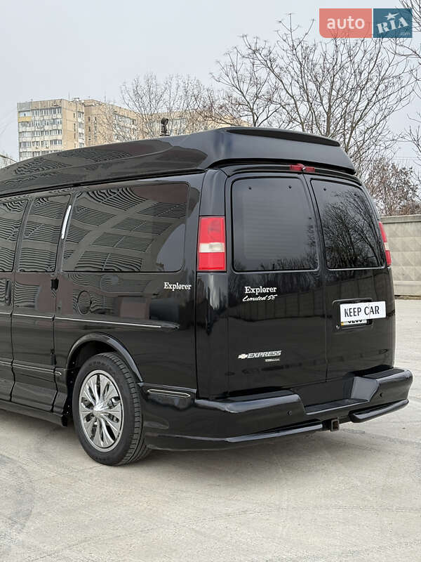 Мінівен Chevrolet Express 2013 в Одесі