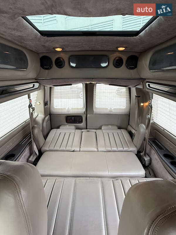Мінівен Chevrolet Express 2013 в Одесі