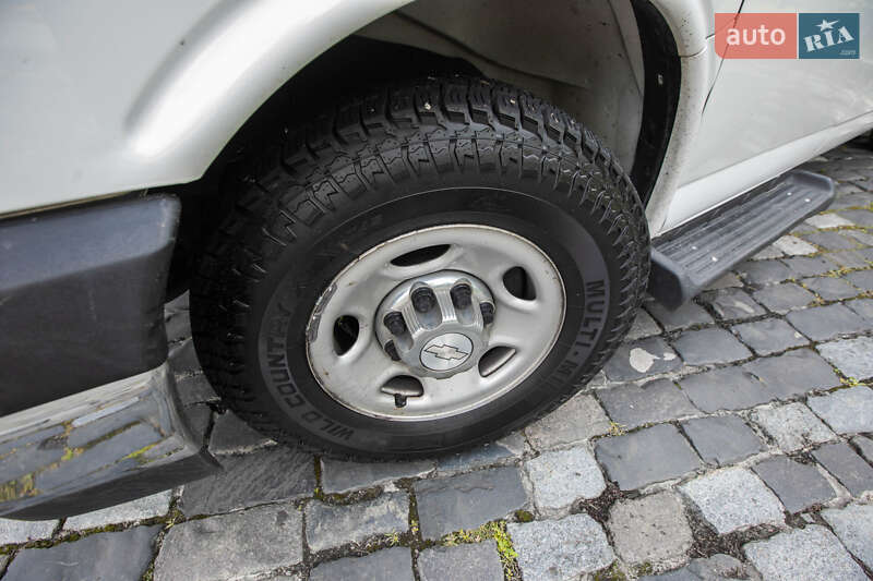 Минивэн Chevrolet Express 2018 в Киеве фото 74 Минивэн Chevrolet Express 2018 в Киеве