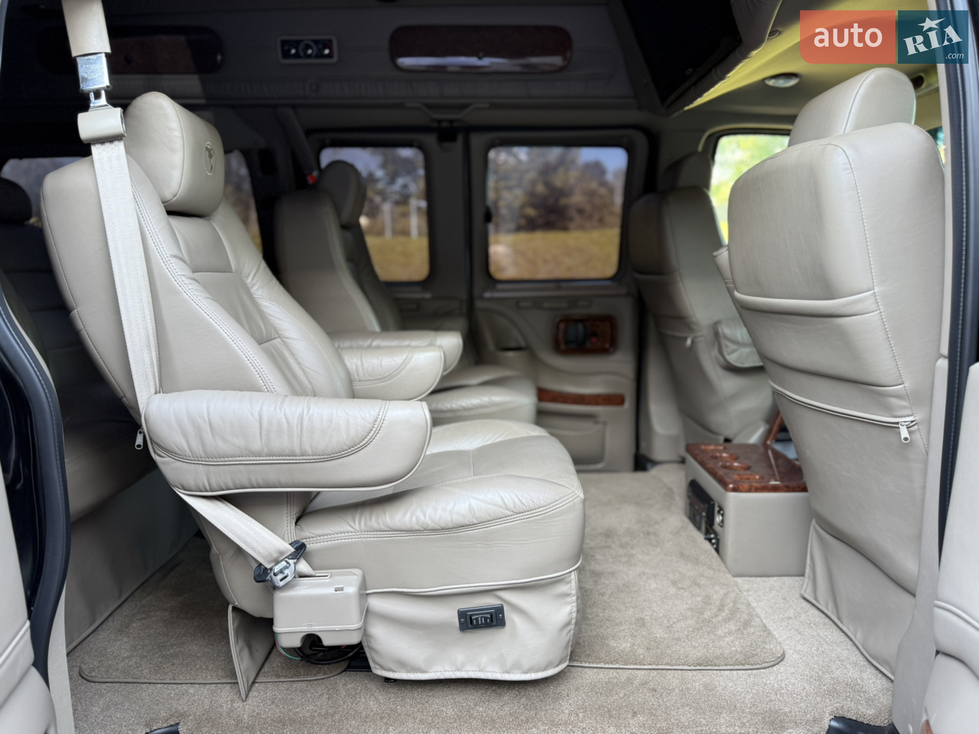2012 Chevrolet Express - мініатюра 7