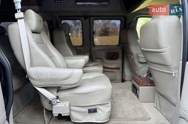 Минивэн Chevrolet Express 2012 в 