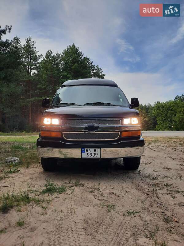 Мінівен Chevrolet Express 2017 в Світловодську фото 2 Мінівен Chevrolet Express 2017 в Світловодську