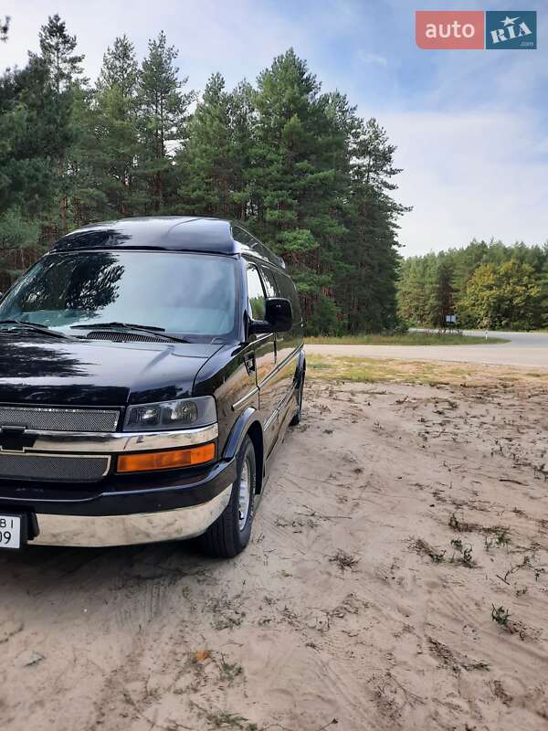 Мінівен Chevrolet Express 2017 в Світловодську фото 7 Мінівен Chevrolet Express 2017 в Світловодську