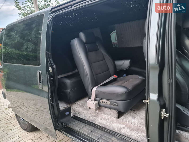 Минивэн Chevrolet Express 2017 в Днепре фото 63 Минивэн Chevrolet Express 2017 в Днепре