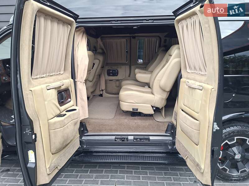 Мінівен Chevrolet Express 2008 в Одесі