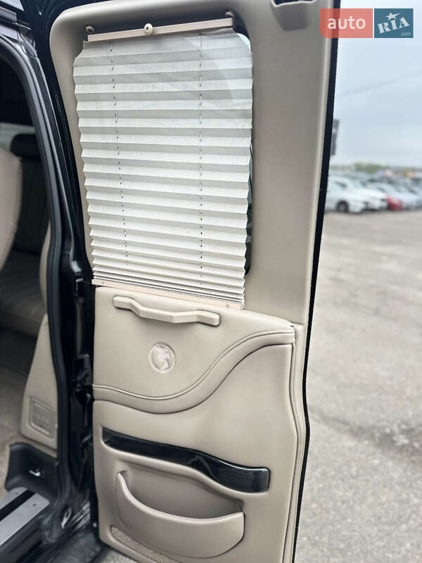 Мінівен Chevrolet Express 2012 в Києві