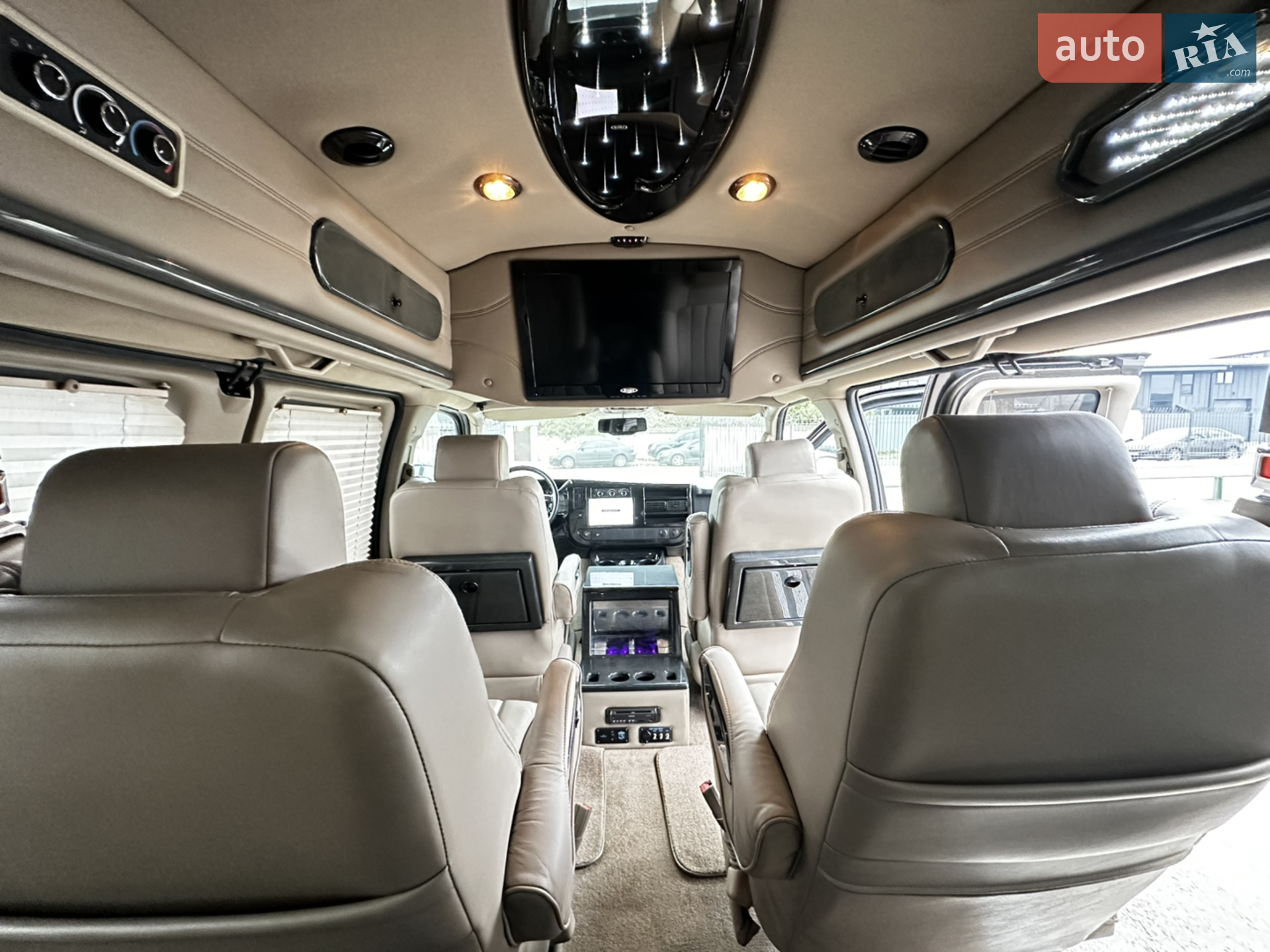 2012 Chevrolet Express - мініатюра 38