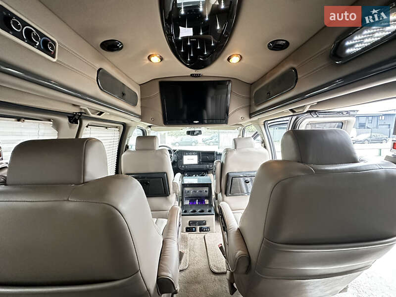 Мінівен Chevrolet Express 2012 в Києві