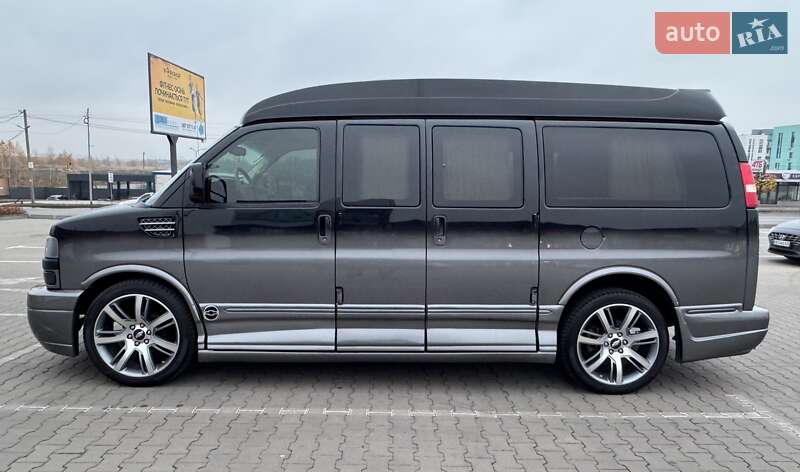 Мінівен Chevrolet Express 2008 в Києві