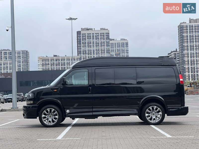 Мінівен Chevrolet Express 2022 в Києві фото 7 Мінівен Chevrolet Express 2022 в Києві