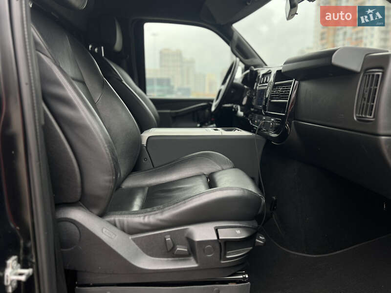 Мінівен Chevrolet Express 2022 в Києві фото 21 Мінівен Chevrolet Express 2022 в Києві