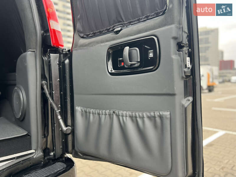 Мінівен Chevrolet Express 2022 в Києві фото 23 Мінівен Chevrolet Express 2022 в Києві