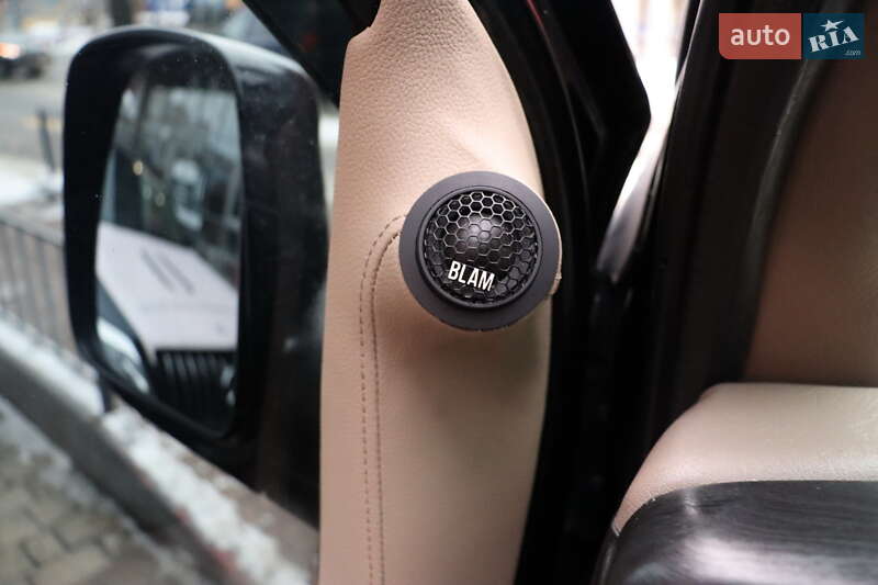 Мінівен Chevrolet Express 2014 в Львові