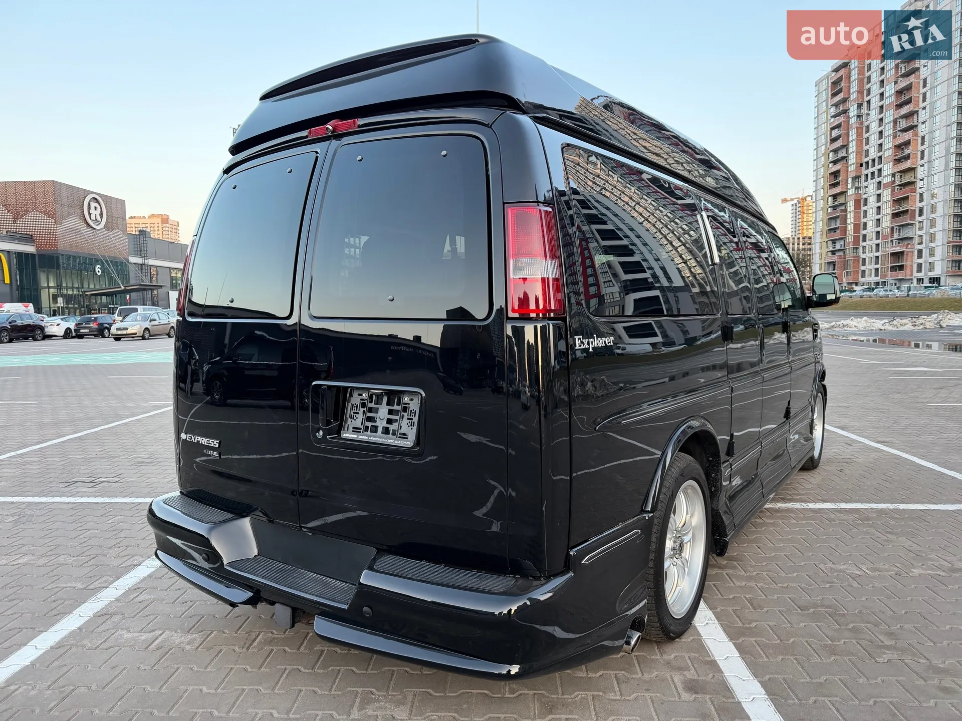 2010 Chevrolet Express - мініатюра 7
